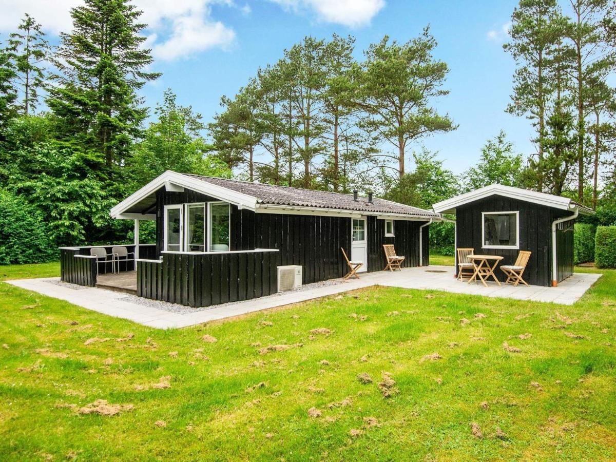 5 Person Holiday Home In Oksb L Dyreby Eksteriør billede
