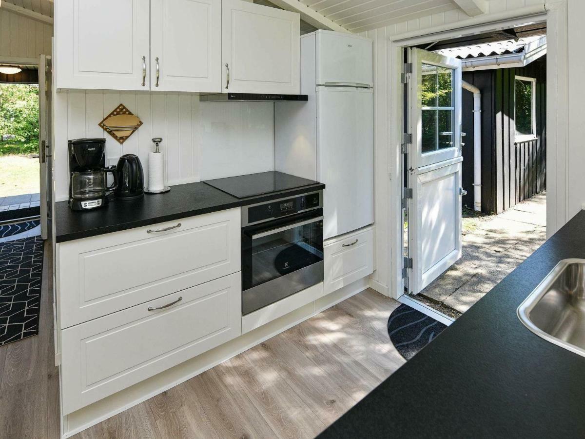 5 Person Holiday Home In Oksb L Dyreby Eksteriør billede